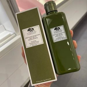 ORIGINS Mega-Mushroom Relief & Resilience Soothing Treatment Lotion 200ml 6.7oz